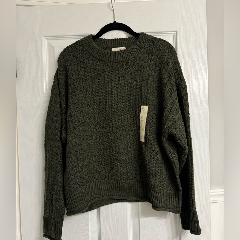 Green Universal Thread sweater